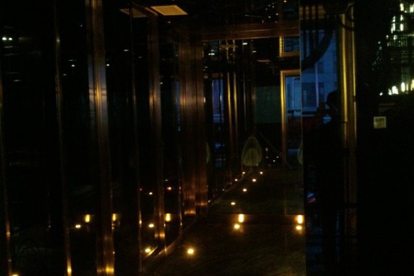 重庆白市驿夜烧烤，烟火气中寻味人生